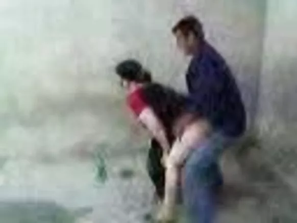 উজবেক পরিপক্ক পায়ু প্লাগ।