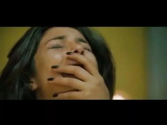চোপড়ার সঙ্গে দাদার পায়ুপথের যৌন দৃশ্য।