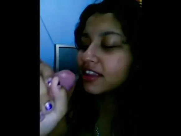 লিঙ্গের পরিপক্ক পায়ু ক্যারিওকা দেয়।
